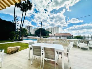 Chalet à Cabo de las Huertas. Magnífica residencia en exclusiva zona residencial del cabo de l