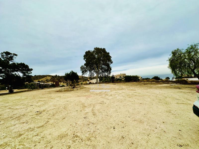 Foto 1ab72de9-a579-497d-8c0a-49d2cd433136. Casa a Pueblo Acantilado-Lanuza Campello (el)