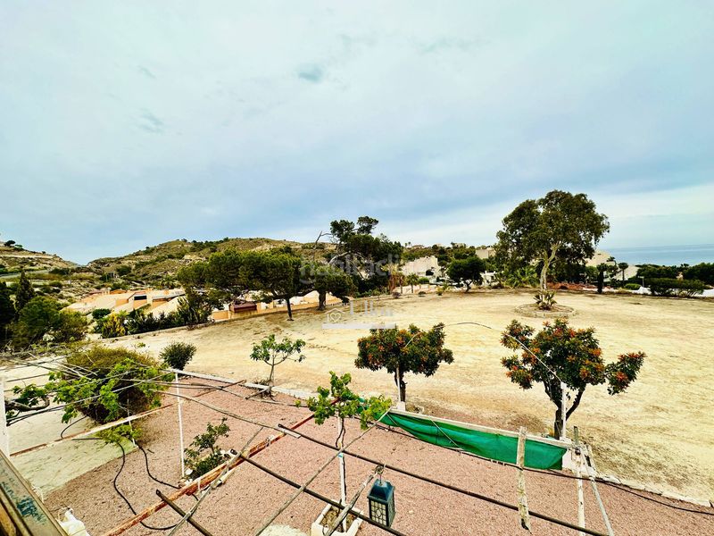 Foto 3d85cede-f7c1-4955-9fab-4076d55ee2ec. Maison dans Pueblo Acantilado-Lanuza Campello (el)