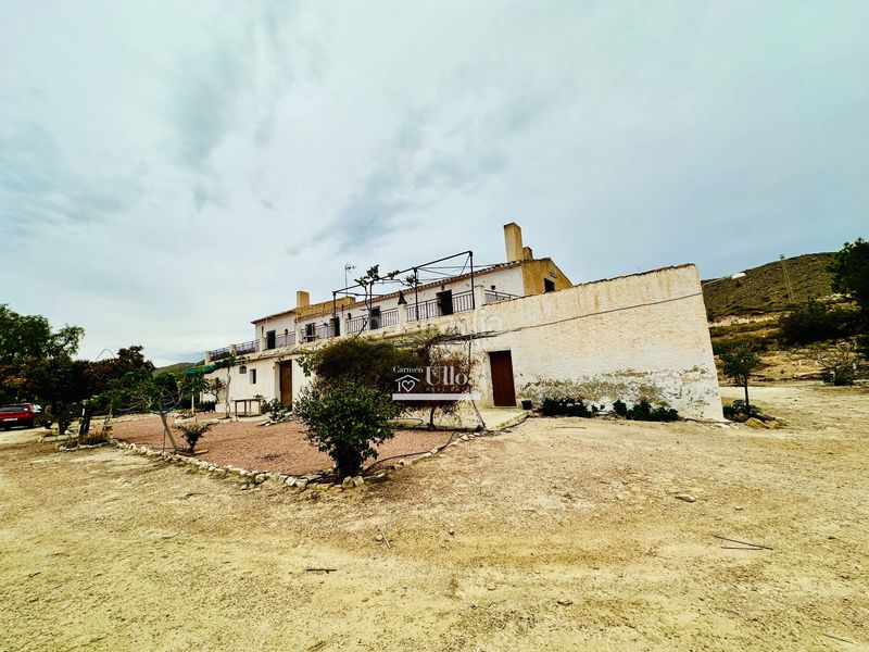 Foto 9eb80145-28f4-45b7-80ff-27d3ae231ce4. Maison dans Pueblo Acantilado-Lanuza Campello (el)