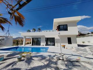 Xalet  Carretera xaloc. Chalet de diseño con piscina privada y amplias terrazas en busot