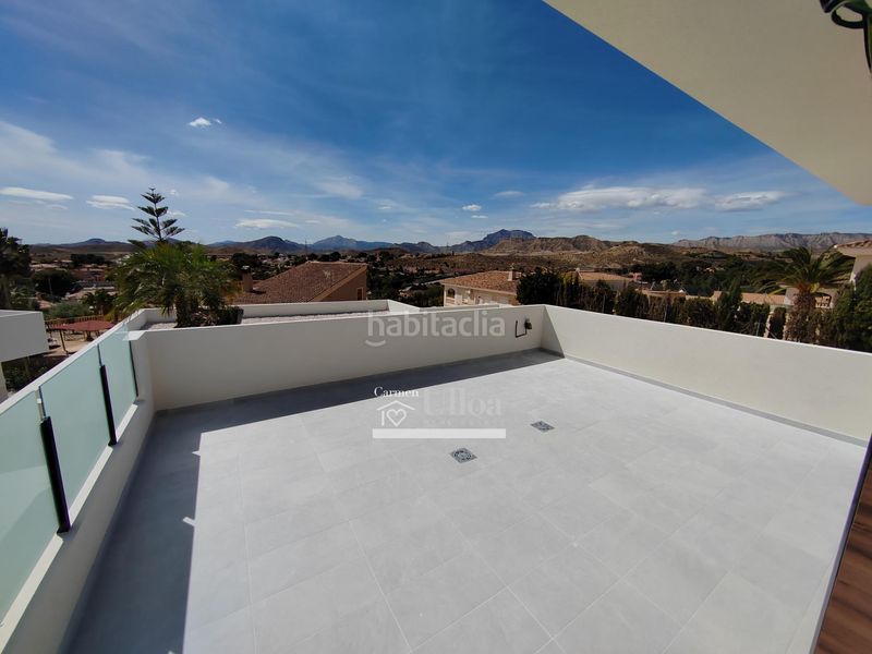 Foto 50fd36fa-f5ed-4fc8-9052-0dfe7f58c717. Xalet amb aparcament piscina a Busot