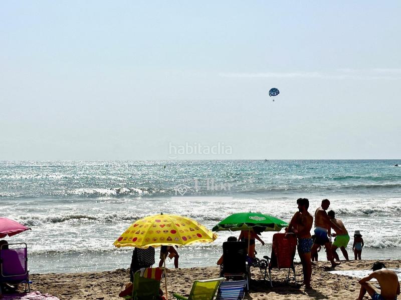 Foto 0ecb2878-f3d6-4a12-bd64-fdb7d498dd36. Duplex con piscina in Campello Playa Campello (el)