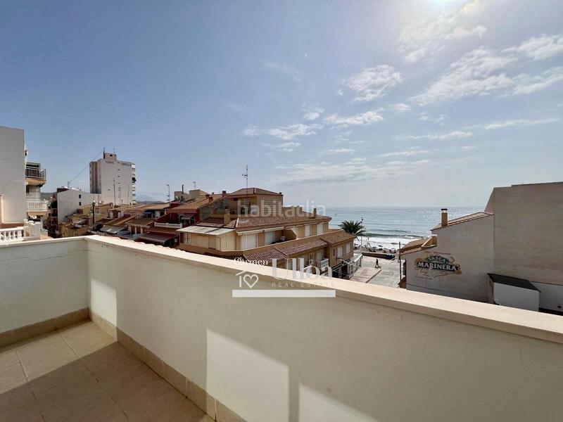 Foto 2260b8bc-f6a8-4ba5-aee1-38794561f616. Duplex con piscina in Campello Playa Campello (el)