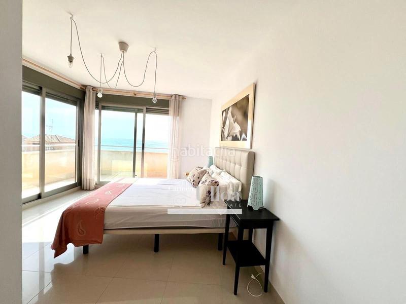 Foto f8d66af7-5ea7-48c1-930a-9030d8ad3ec7. Duplex con piscina in Campello Playa Campello (el)