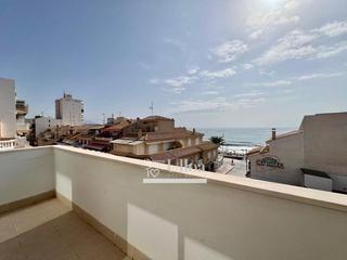 Zweistöckige Wohnung  Avenida carrer del mar. Luminoso ático duplex con vistas al mar y licencia turística en