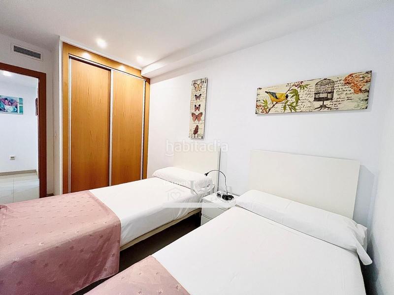 Foto e9b69be8-61cc-4358-afdd-b42753d8fb1a. Appartement avec piscine dans Campello Playa Campello (el)