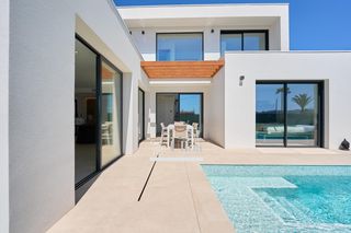 Chalet  Calle calle de la turquesa. Exclusiva villa independiente en alfaz del pí