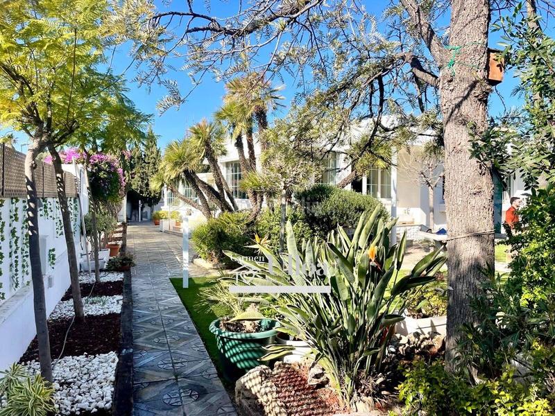 Foto 12ed3b0a-2b24-426a-b9a2-bc442fe6cd33. Xalet amb calefacció aparcament piscina a La Font-Mezquitas San Juan de Alicante