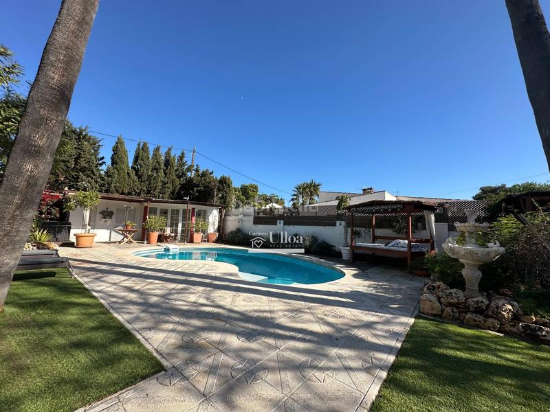 Foto cfc9d9a1-74b3-4331-8aad-197dcd534916. Xalet amb calefacció aparcament piscina a La Font-Mezquitas San Juan de Alicante