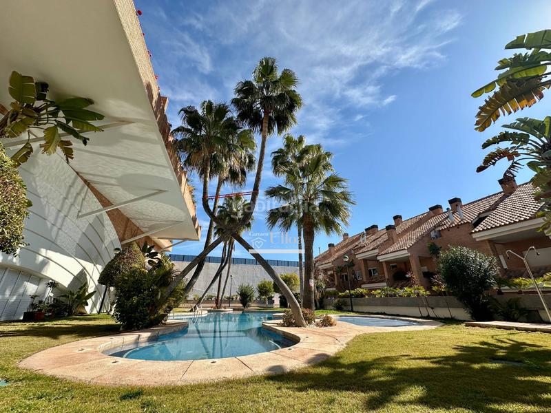 Foto 4ba968c3-5b38-4d9b-bfb2-3ed3006ad960. Semi detached house with heating parking pool in Cabo de las Huertas Alicante