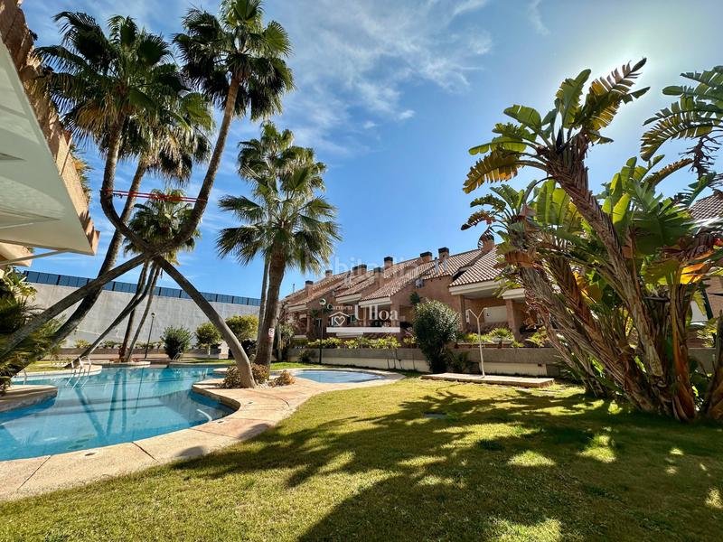 Foto fd1a84d6-ff5b-40e3-8c60-78e644a10675. Semi detached house with heating parking pool in Cabo de las Huertas Alicante