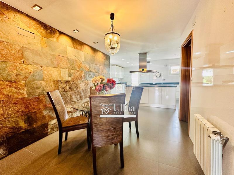 Foto 5f2a0690-1690-4270-a458-d076f9711e69. Chalet gran chalet independiente en cabo huertas en Alicante