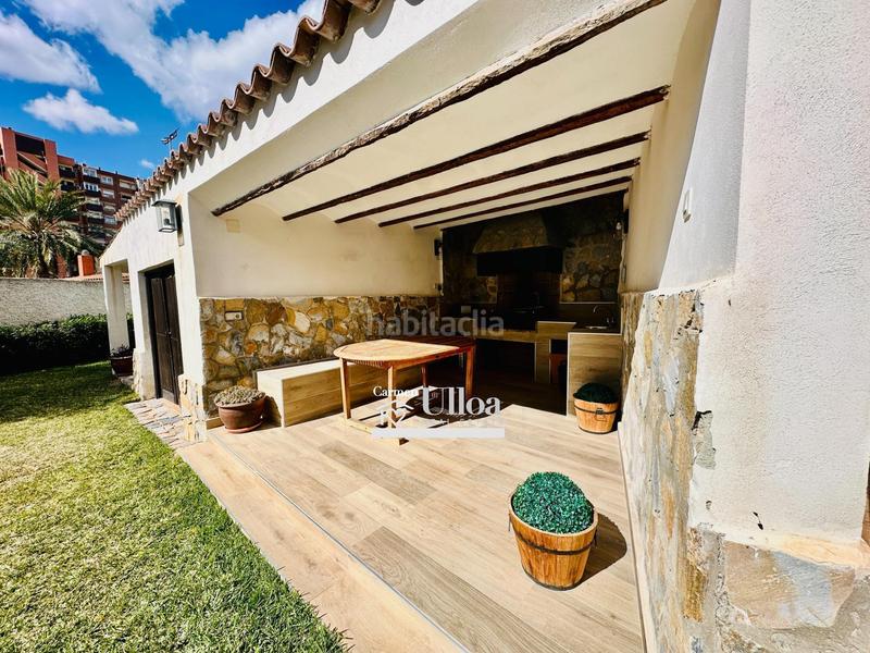 Foto c69cf613-4ae0-41b6-89cf-b436b7d48111. Chalet gran chalet independiente en cabo huertas en Alicante