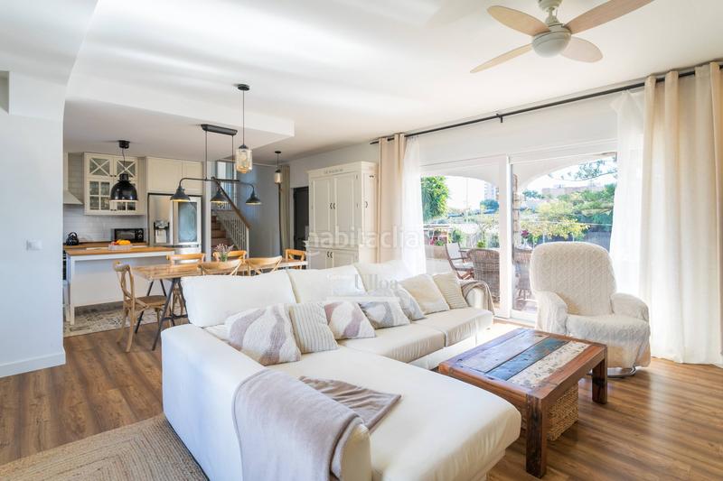 Foto 4aff47c4-8740-4a5a-b477-f01a10e252c0. Chalet amplio chalet reformado en el campello en Campello Pueblo Campello (el)