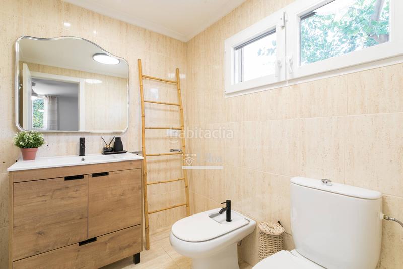 Foto 61dec3c6-f17b-44e4-9bb9-bed29d65e646. Chalet amplio chalet reformado en el campello en Campello Pueblo Campello (el)