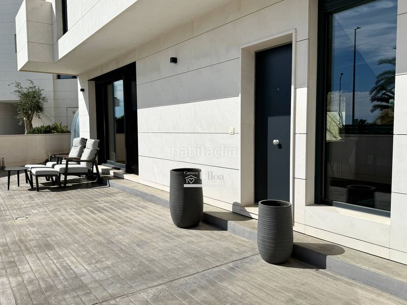 Foto d881e0cb-21e6-4287-a52e-a495562f22df. Casa amb calefacció aparcament piscina a Albufereta Alicante
