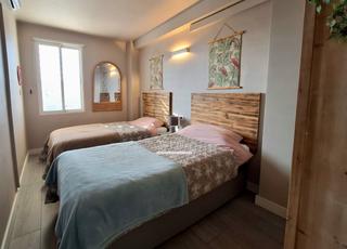 Appartement à Montañar-El Arenal. Apartamento esquinero totalmente renovado y luminoso en el coraz