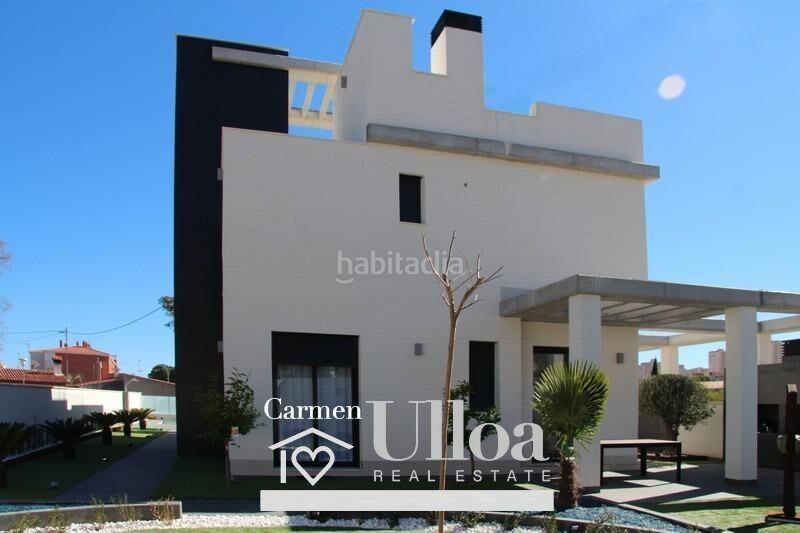 Foto 483db4cb-8066-486a-8cb9-4ac3cc3c81ee. Chalet en calle santa maria 5 villa a estrenar en Playa Muchavista en Campello (el)