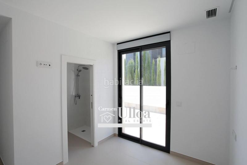 Foto 4e85ceb0-da0b-422c-8e50-6952aace8a4e. Chalet en calle santa maria 5 villa a estrenar en Playa Muchavista en Campello (el)