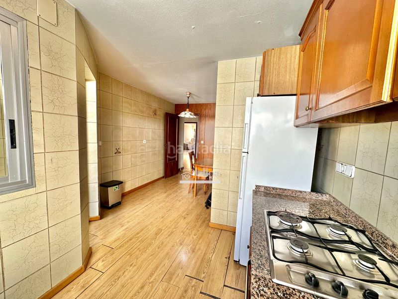 Foto 4c90d58e-b6fc-4206-8bb2-173a69489a12. Pis a Barrio del Centro Alicante