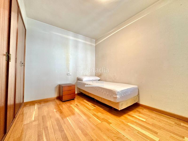 Foto 8a879ddb-4c86-48ee-ad4c-031192a860a0. Pis a Barrio del Centro Alicante