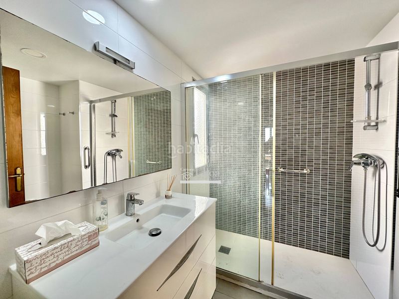 Foto a57e9e84-f9a3-42c4-9454-49fb43aafaa6. Pis a Barrio del Centro Alicante