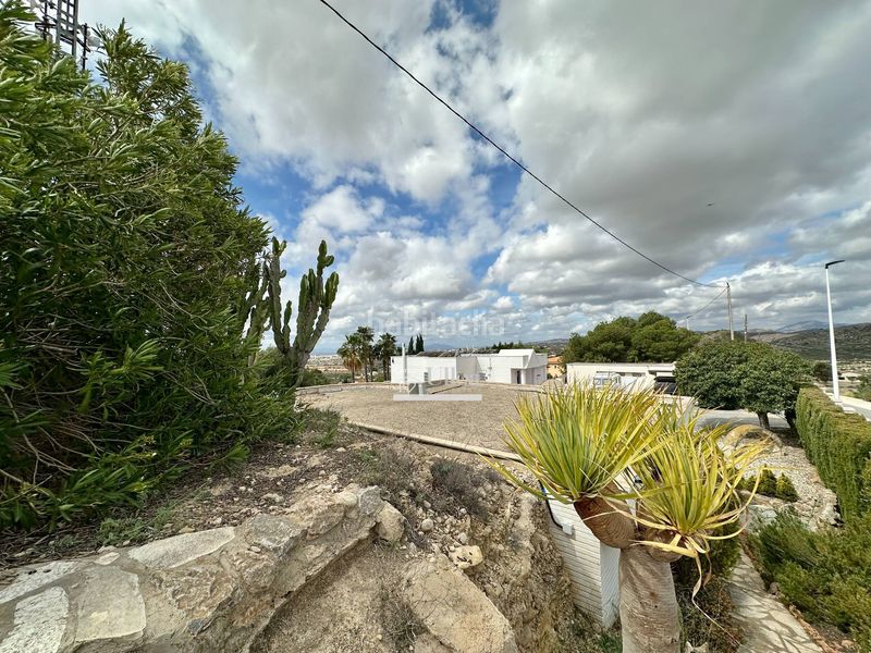 Foto 6d3167e6-59b9-4137-82b3-262b3b603b98. Xalet amb aparcament piscina a Jubalcoi Elche / Elx