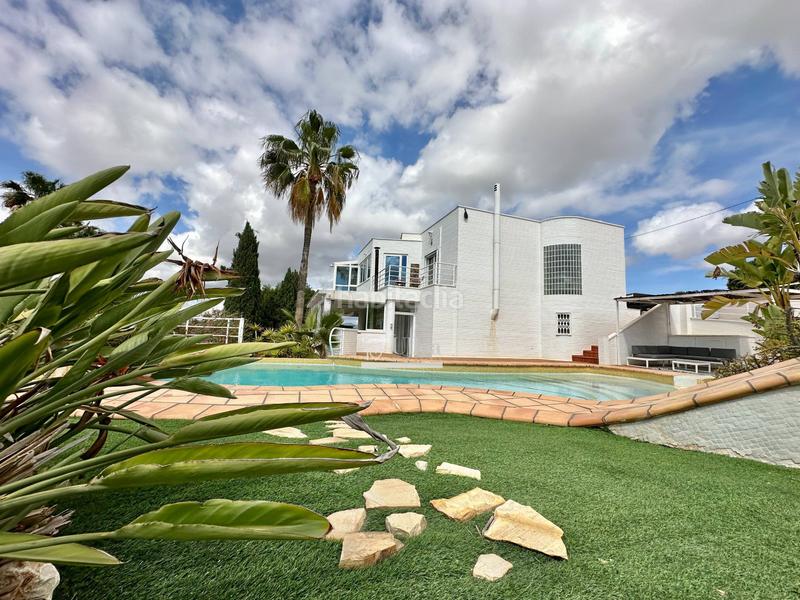 Foto 6df019a4-8638-40a1-b41b-d27576309a70. Chalet mit heizung parking pool in Jubalcoi Elche / Elx