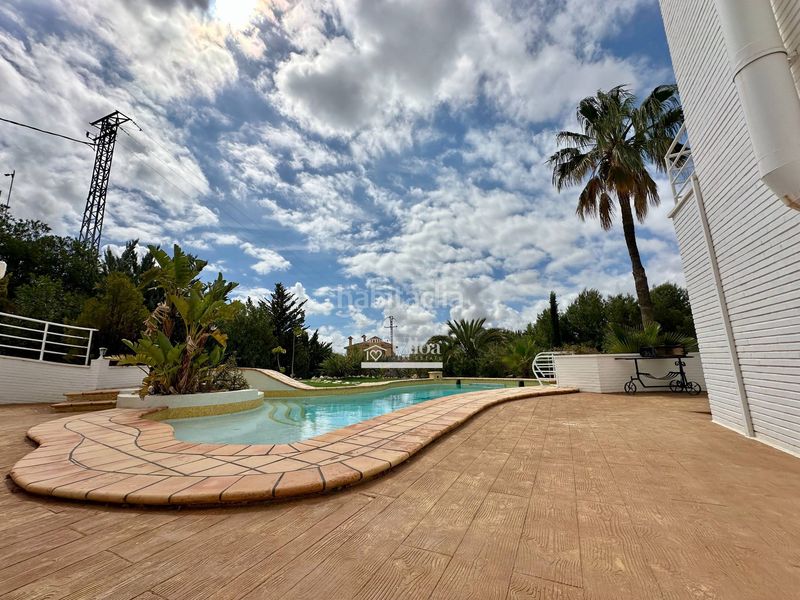 Foto 7a14a397-a479-4618-aa6f-6789c8682fb2. Xalet amb aparcament piscina a Jubalcoi Elche / Elx