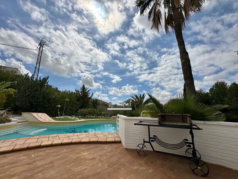 Foto 7d40a624-9e24-4ddd-8092-c82741a98b24. Xalet amb aparcament piscina a Jubalcoi Elche / Elx