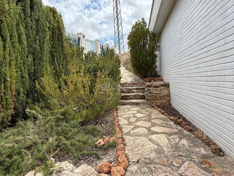 Foto 8d29907d-b7dd-4eab-9848-91c569346063. Chalet mit heizung parking pool in Jubalcoi Elche / Elx