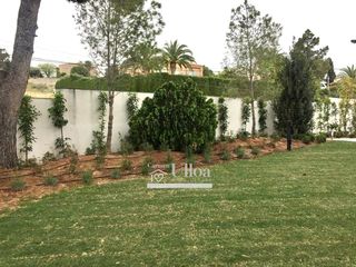 Xalet a Vistahermosa. Chalet en vistahermosa, alicante, con amplia parcela y piscina p
