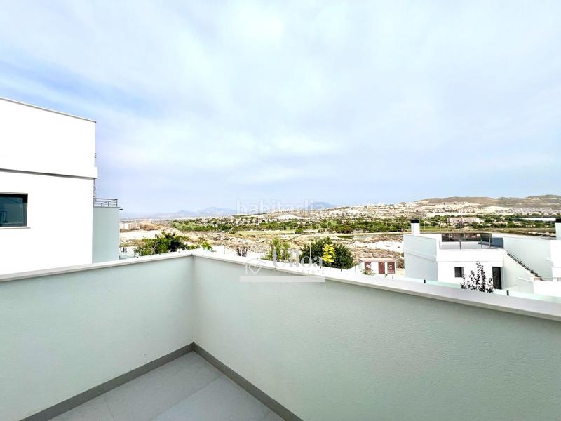 Foto 58271c53-a4c7-4687-83b8-d467c7d12ef3. Casa con riscaldamento piscina in Bonalba-Cotoveta Mutxamel