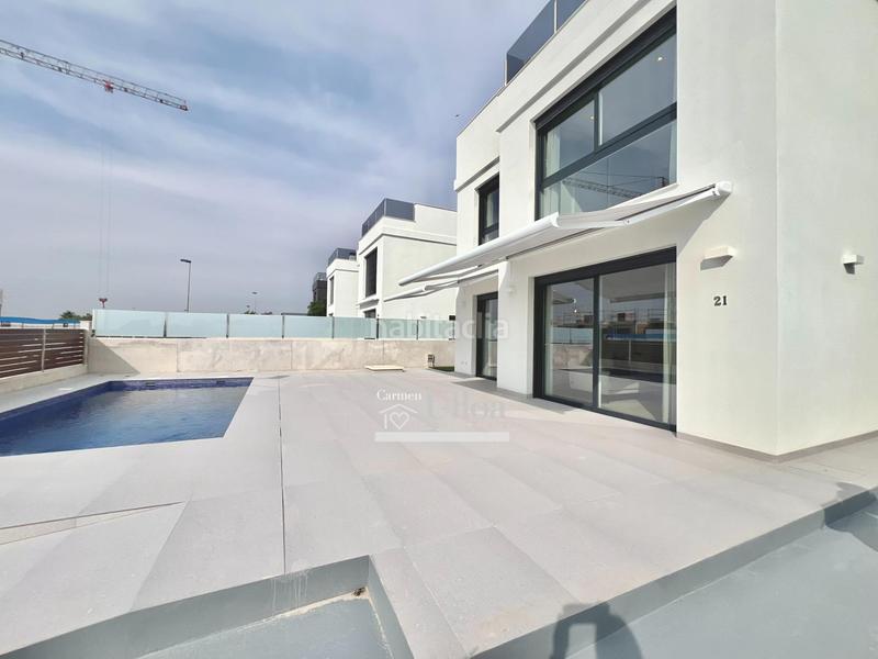 Foto 868ada13-5f49-4603-9aea-4dc028d63021. Casa con riscaldamento piscina in Bonalba-Cotoveta Mutxamel