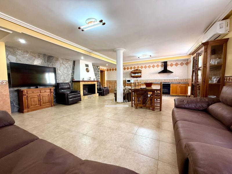 Foto deba1450-9cfb-4b3a-9f32-65a0b792459b. Chalet con riscaldamento parcheggio piscina in La Huerta Mutxamel