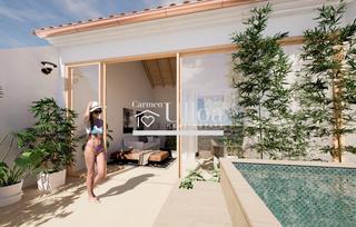 Attique à Platja de Vila Joiosa. Ático exclusivo con estudio, jacuzzi y vistas al mar en villajoy