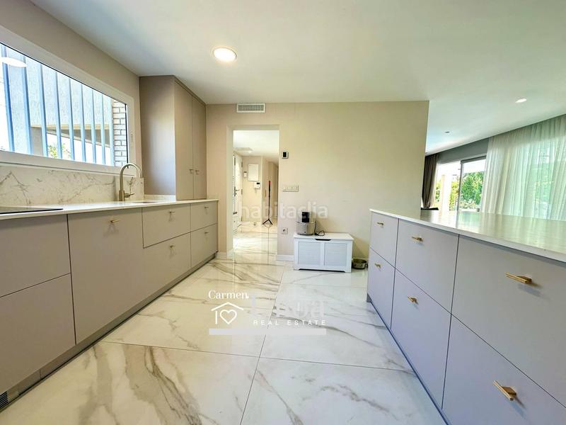 Foto 69fc00f1-8487-4e5a-b33c-9997d272ea56. Chalet con riscaldamento parcheggio piscina in La Font-Mezquitas San Juan de Alicante