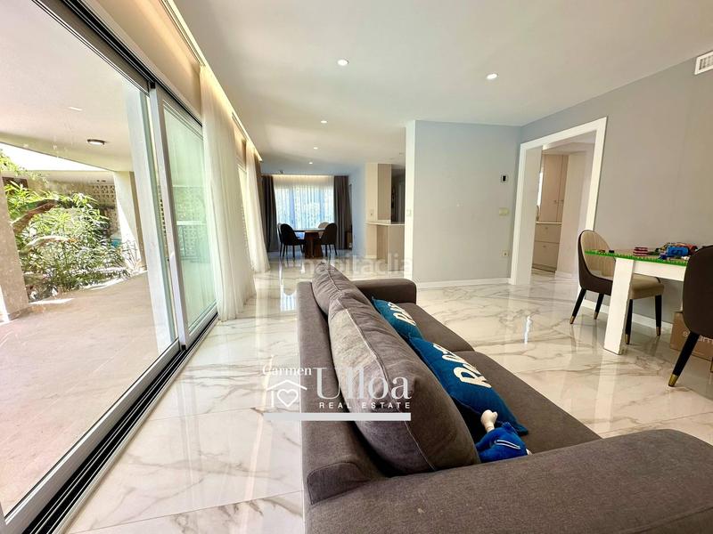 Foto 746111b7-3fba-433a-b0a9-32e6654433f4. Chalet con riscaldamento parcheggio piscina in La Font-Mezquitas San Juan de Alicante