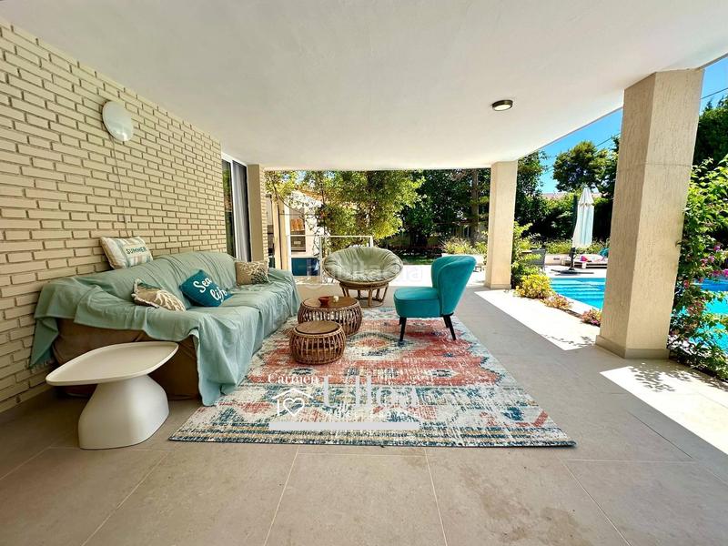 Foto 92adbf1e-f554-4f10-b81b-13b78c5aca20. Chalet con riscaldamento parcheggio piscina in La Font-Mezquitas San Juan de Alicante