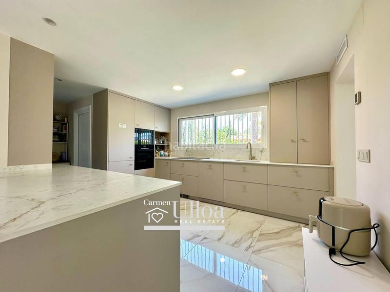 Foto 87f18097-0290-4ddc-ac1f-c8d7544bad63. Xalet amb calefacció aparcament piscina a La Font-Mezquitas San Juan de Alicante