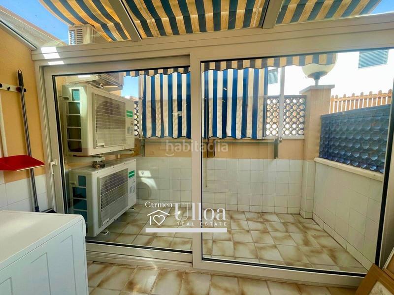 Foto 4789a5c5-62c5-4ad9-8c58-d72a8e493a83. Casa bifamiliare con parcheggio piscina in Pueblo Español-Coveta Fumá Campello (el)