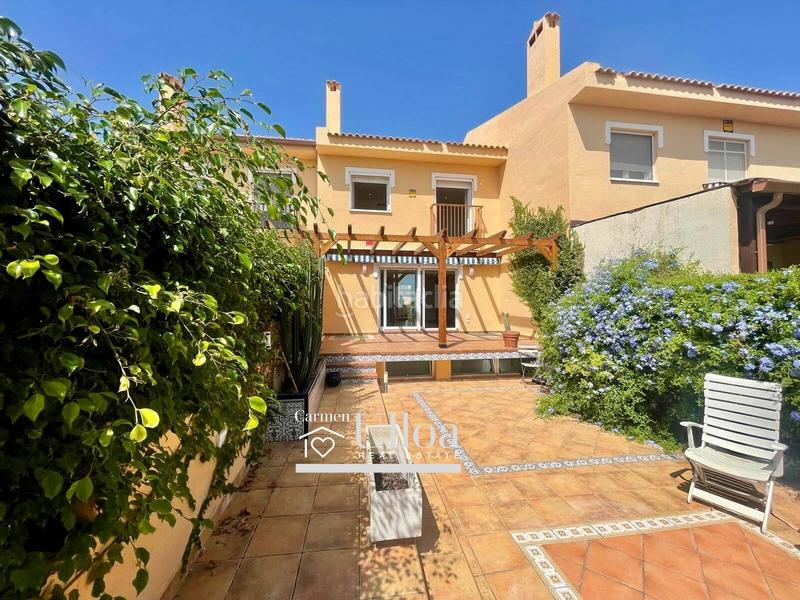 Foto 9a55aa7c-8424-4839-9383-8ccf313316ec. Casa bifamiliare con parcheggio piscina in Pueblo Español-Coveta Fumá Campello (el)