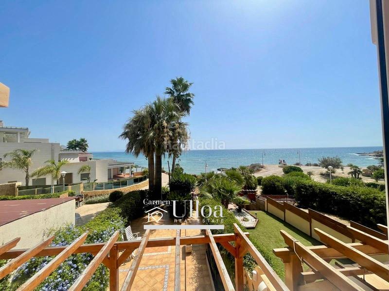 Foto c7804bf1-1263-4741-b1d7-199e2b2b9acc. Casa bifamiliare con parcheggio piscina in Pueblo Español-Coveta Fumá Campello (el)