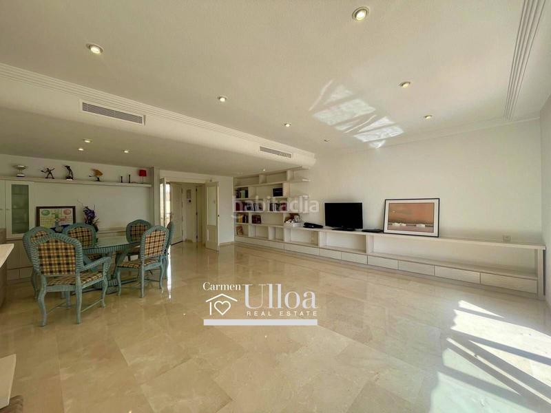 Foto fe413bf6-f85f-4f19-9d0e-dd77ef4d5c34. Casa bifamiliare con parcheggio piscina in Pueblo Español-Coveta Fumá Campello (el)