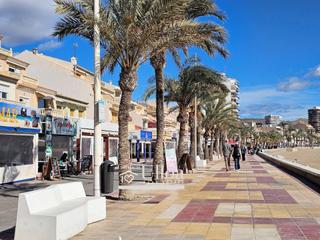 Terreno residencial en Campello Playa. Exclusiva parcela urbana junto al puerto de campello