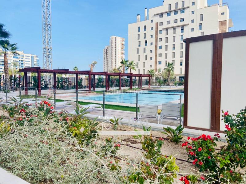 Foto 2952c41c-9236-418c-bd05-541dc273dd95. Piso un estilo de vida junto al mediterraneo su apartamento con vistas al mar en PAU 5 en Alicante
