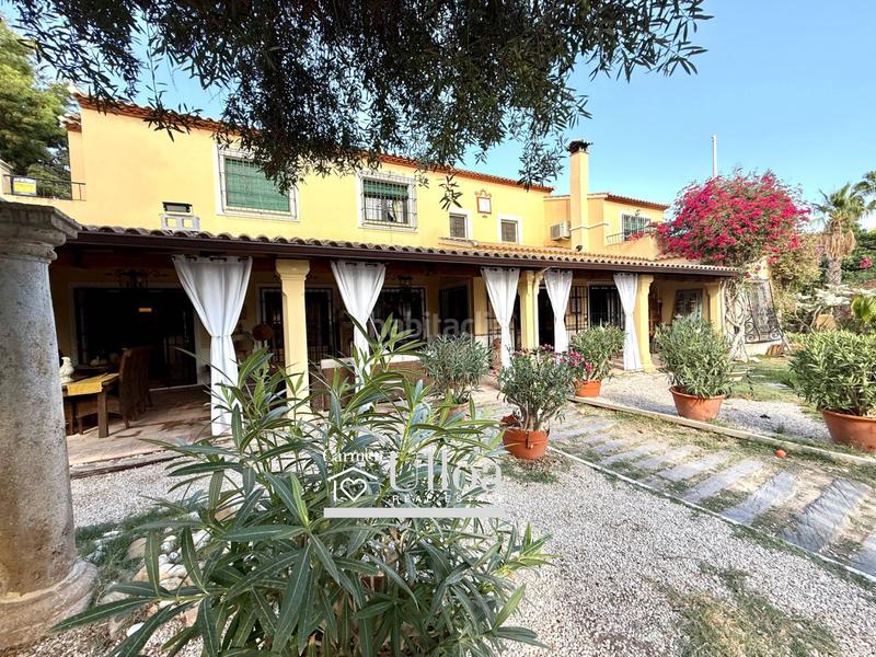 Foto cfdafcd2-b65b-4107-a1eb-bea37e43c171. Haus mit parking pool in Vistahermosa Alicante