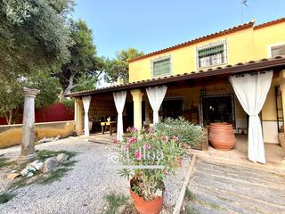 Casa  Calle chopo, del. Villa exclusiva con encanto mediterráneo en alicante