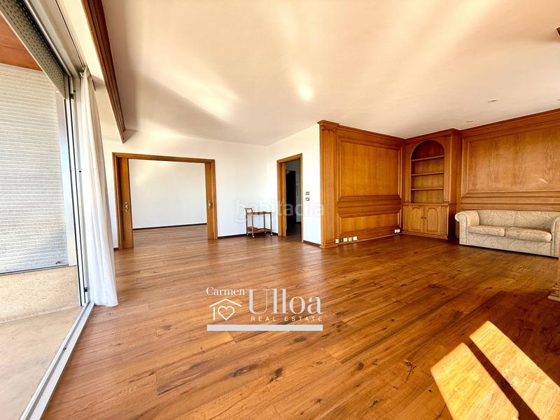 Foto d4742e0f-98d9-45c8-a7b7-6d71195556b2. Piso exclusivo piso de 345 m en pleno centro con terraza y vistas despejadas en Alicante